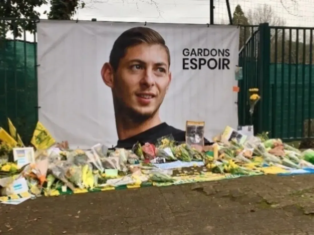Hommage à Emiliano Sala à la Jonelière